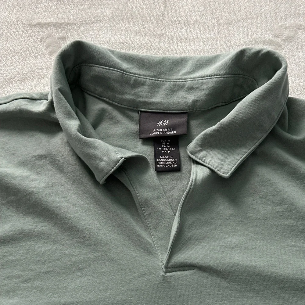 H&M Men's Polo Shirt - Soft Sage - Picture 3 of 6